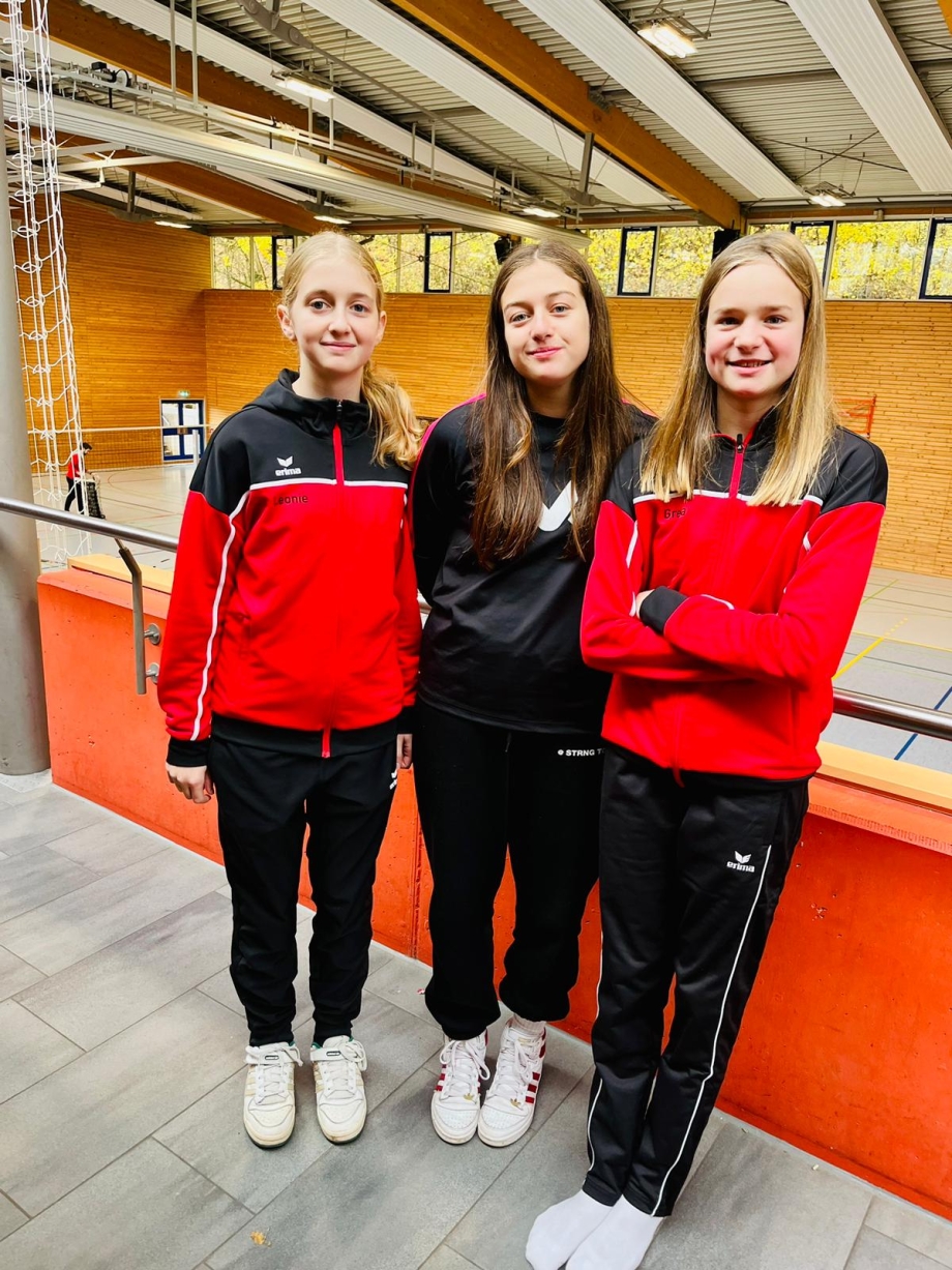 Drei Esslinger Jugendspielerinnen beim BKV